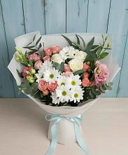 Букет цветов из:  Розы, Лизиантусы и Хризантемы в Сосновый