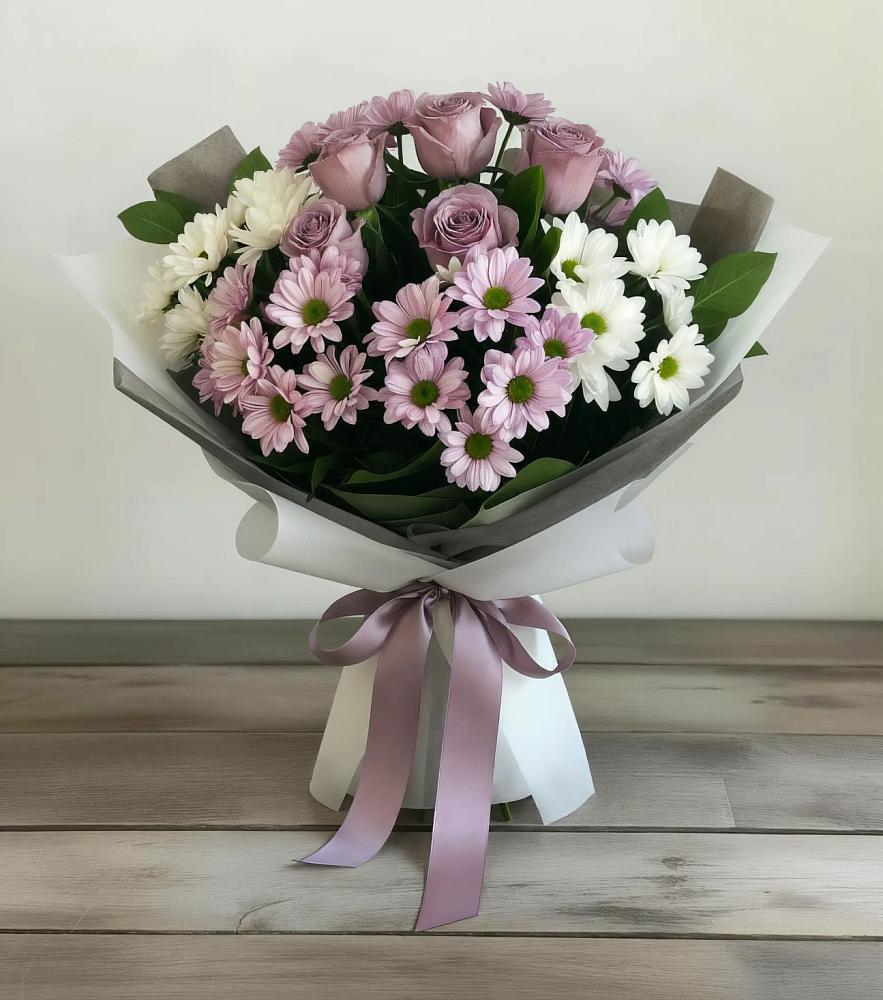 Букет цветов из: Хризантемы и Розы в Сосновый