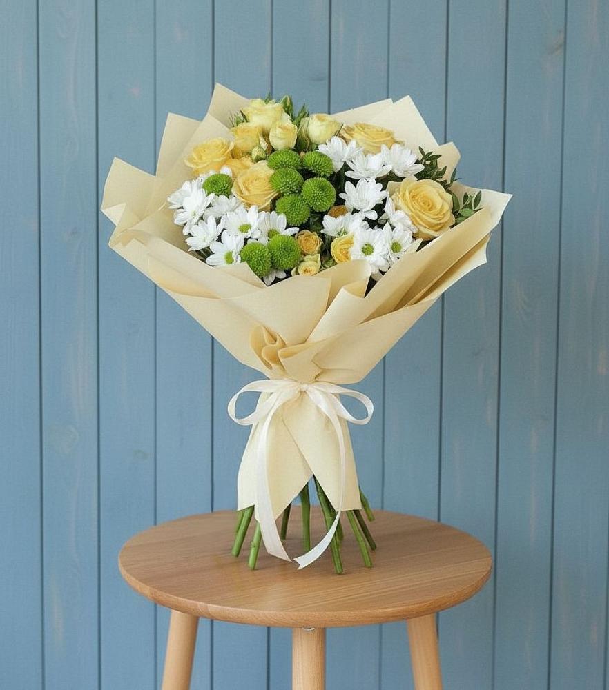 Букет цветов из: Хризантемы и Розы в Сосновый