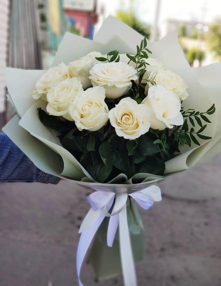 Букет Белые розы Проуд в Сосновый