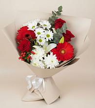Букет цветов из:  Розы, Хризантемы, Герберы и Лилии в Сосновый
