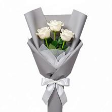 Букет 3 белые розы в Сосновый