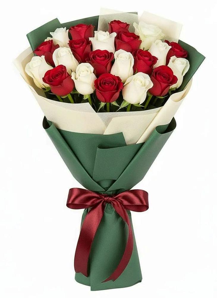 Букет Микс из красных и белых роз в Сосновый