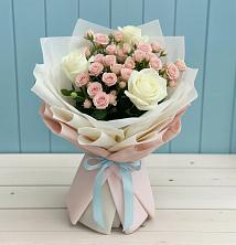 Букет цветов из:  Розы в Сосновый