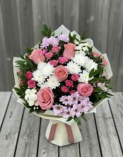 Букет цветов из:  Альстромерии, Гвоздики, Розы и Хризантемы в Сосновый