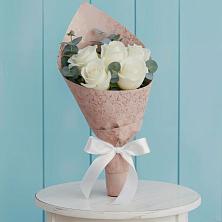Букет цветов из:  Розы в Сосновый