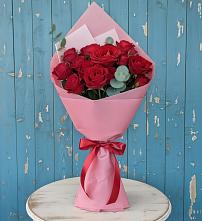 Букет цветов из:  Розы в Сосновый