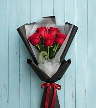 Букет цветов из:  Розы в Сосновый