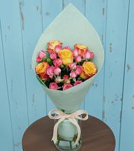 Букет цветов из:  Розы в Сосновый