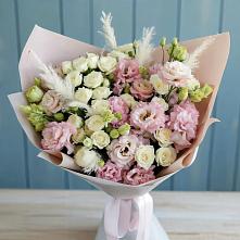 Букет цветов из:  Альстромерии и Розы в Сосновый